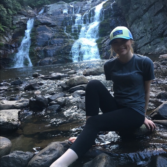 Meet your Posher, Constance - Picture 4 of 4